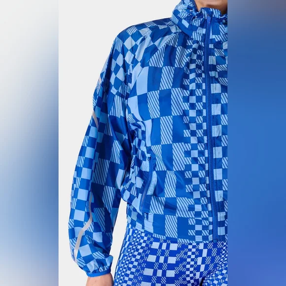 Sweaty Betty Blue Checkered Graphic Pack Away Jacket Women's Size Medium NWT - Picture 6 of 15
